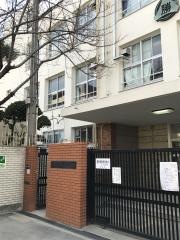 勝山小学校