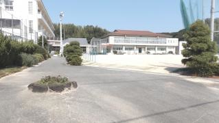 大町小学校