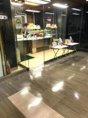サラダイス　竹橋パレスサイドビル店