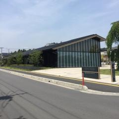 飯能市立図書館