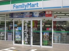 ファミリーマート　神鉄大池駅前店