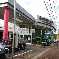 石川中央三菱自動車販売金沢北店