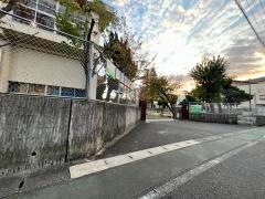 中井小学校