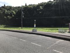 「戸祢」バス停留所