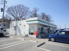 ファミリーマート　上三川東汗店