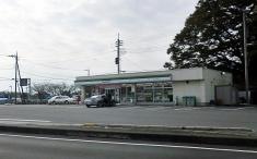 ファミリーマート　上三川東汗店