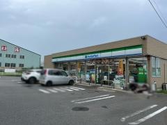 ファミリーマート　緑西大高店