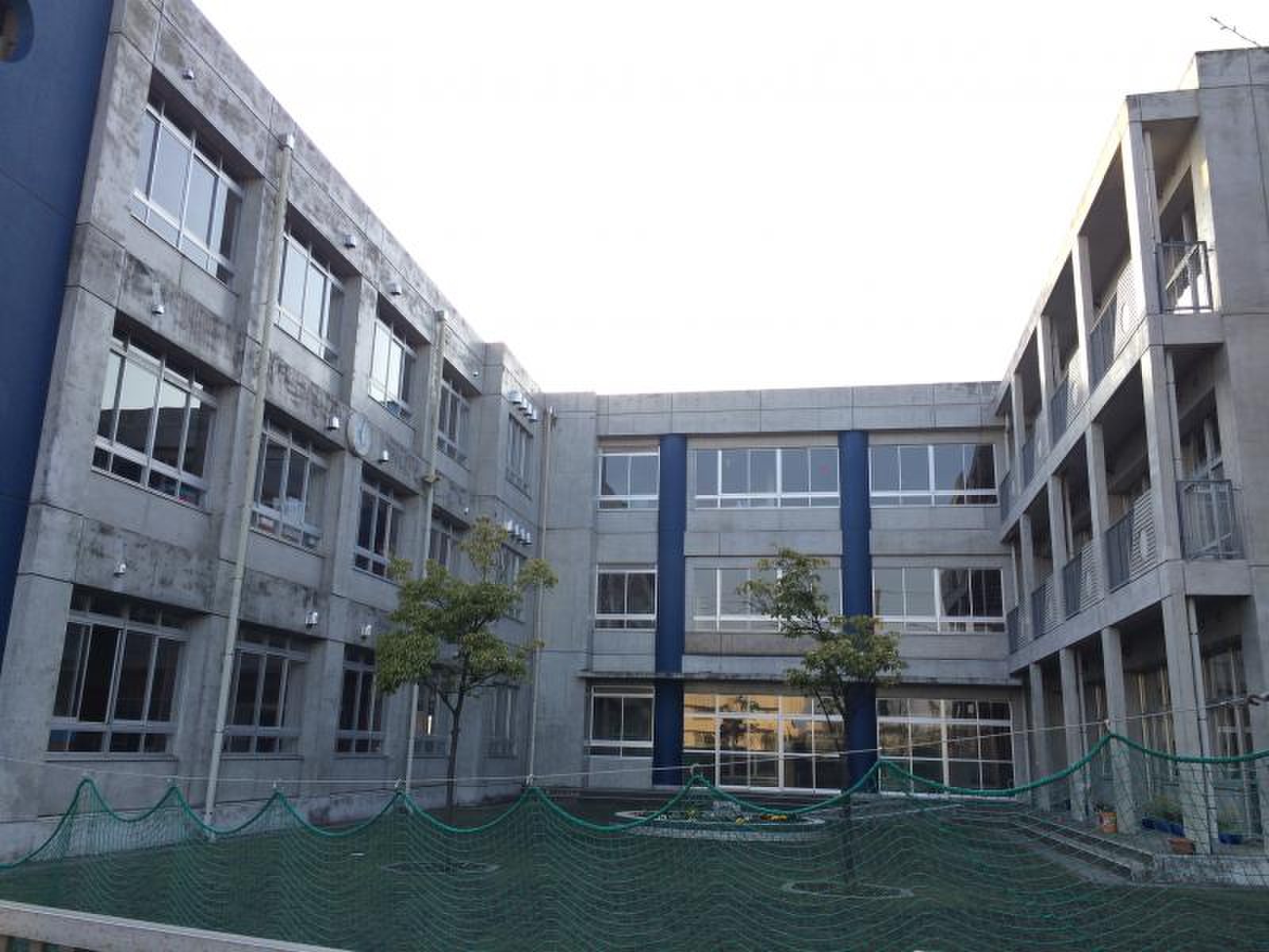 茅ヶ崎 市立 浜之郷 小学校