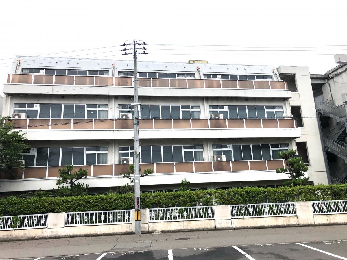 啓新高校