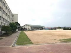南大冠小学校