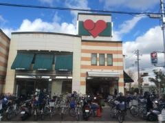 マルヤス登美の里店