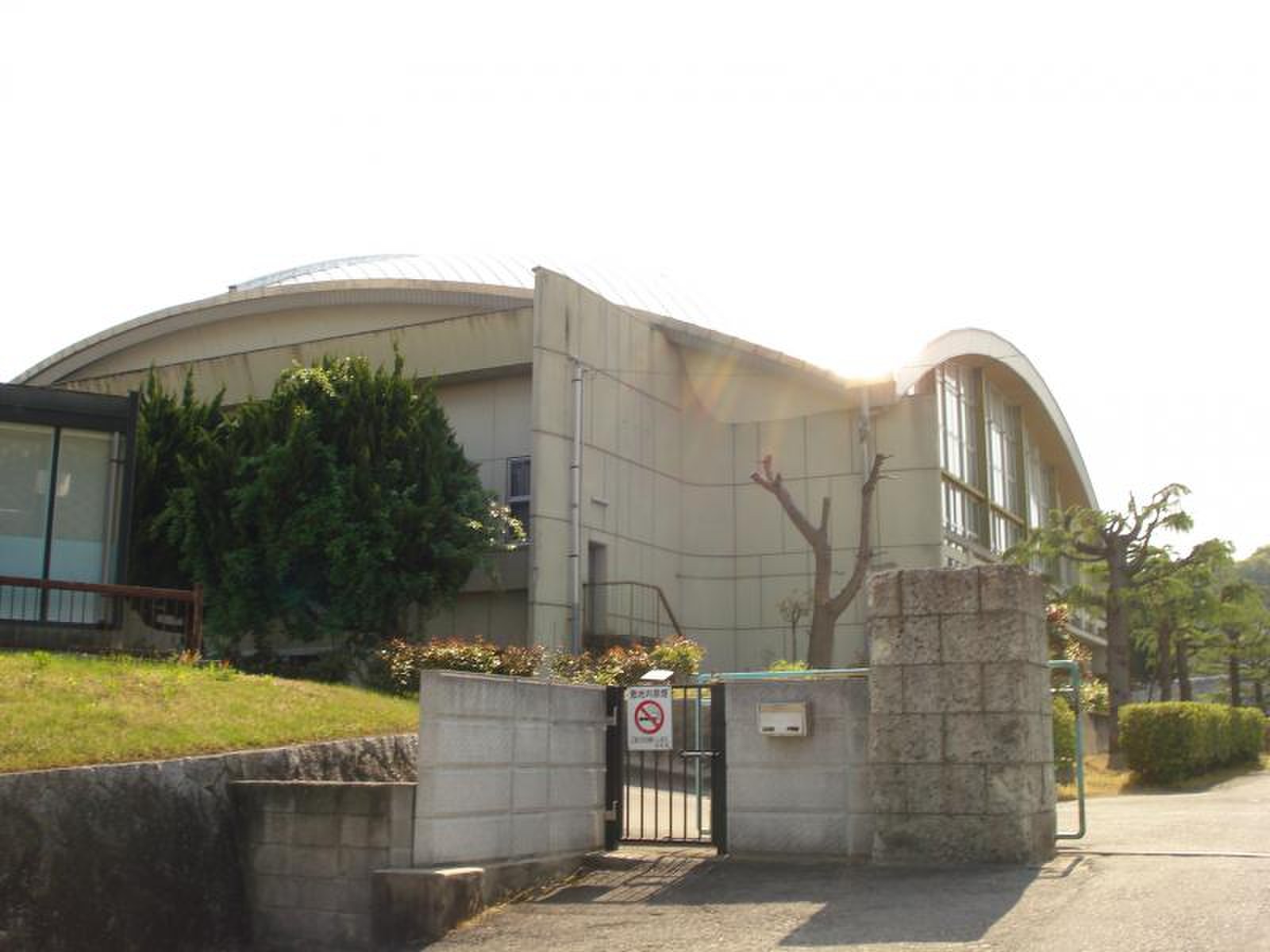 福山 市立 神辺 中学校