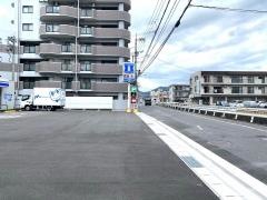 ローソン　広島戸坂中町店