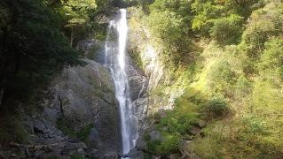 せんだん轟の滝