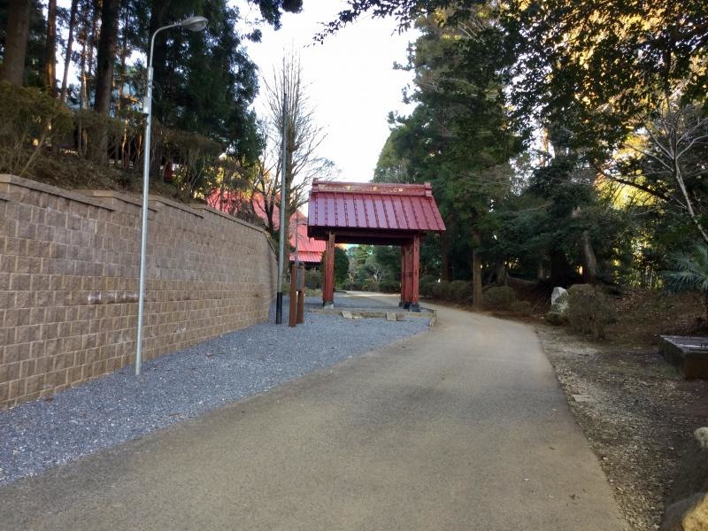 正門