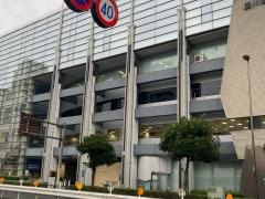 六行会ホール