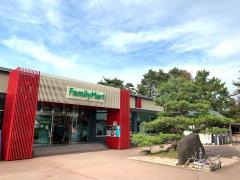 ファミリーマート 尼御前SA下り店