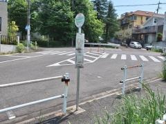 「化石谷公園」バス停留所
