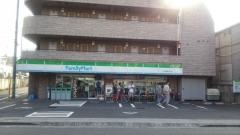 ファミリーマート　狛江慈恵医大前店