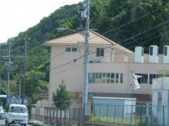 岩保育園