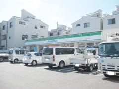 ファミリーマート　竹島二丁目店