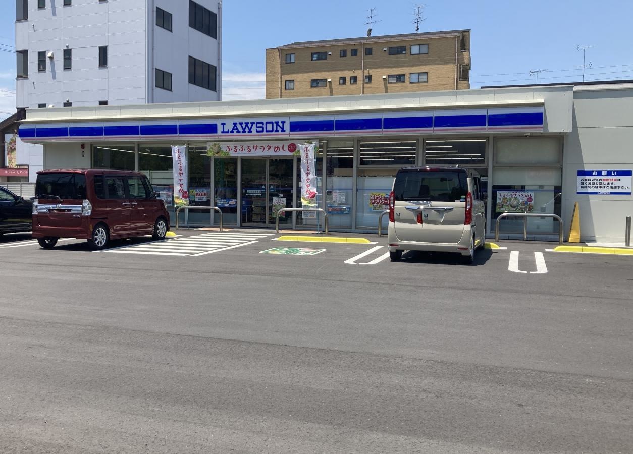 ローソン　四日市中央通り店