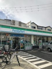 ファミリーマート　尼崎三反田町二丁目店