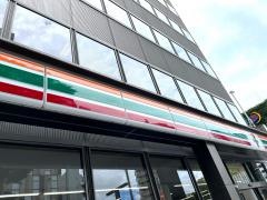 セブンイレブン　博多駅前管絃ビル店