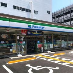 ファミリーマート　高知梅ノ辻店