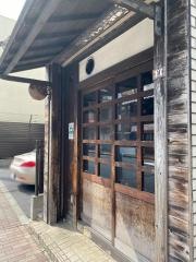オステリアエンメ