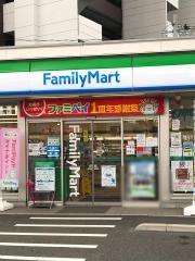 ファミリーマート　八幡西三ヶ森店