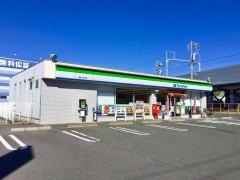 ファミリーマート　蒲郡上本町店