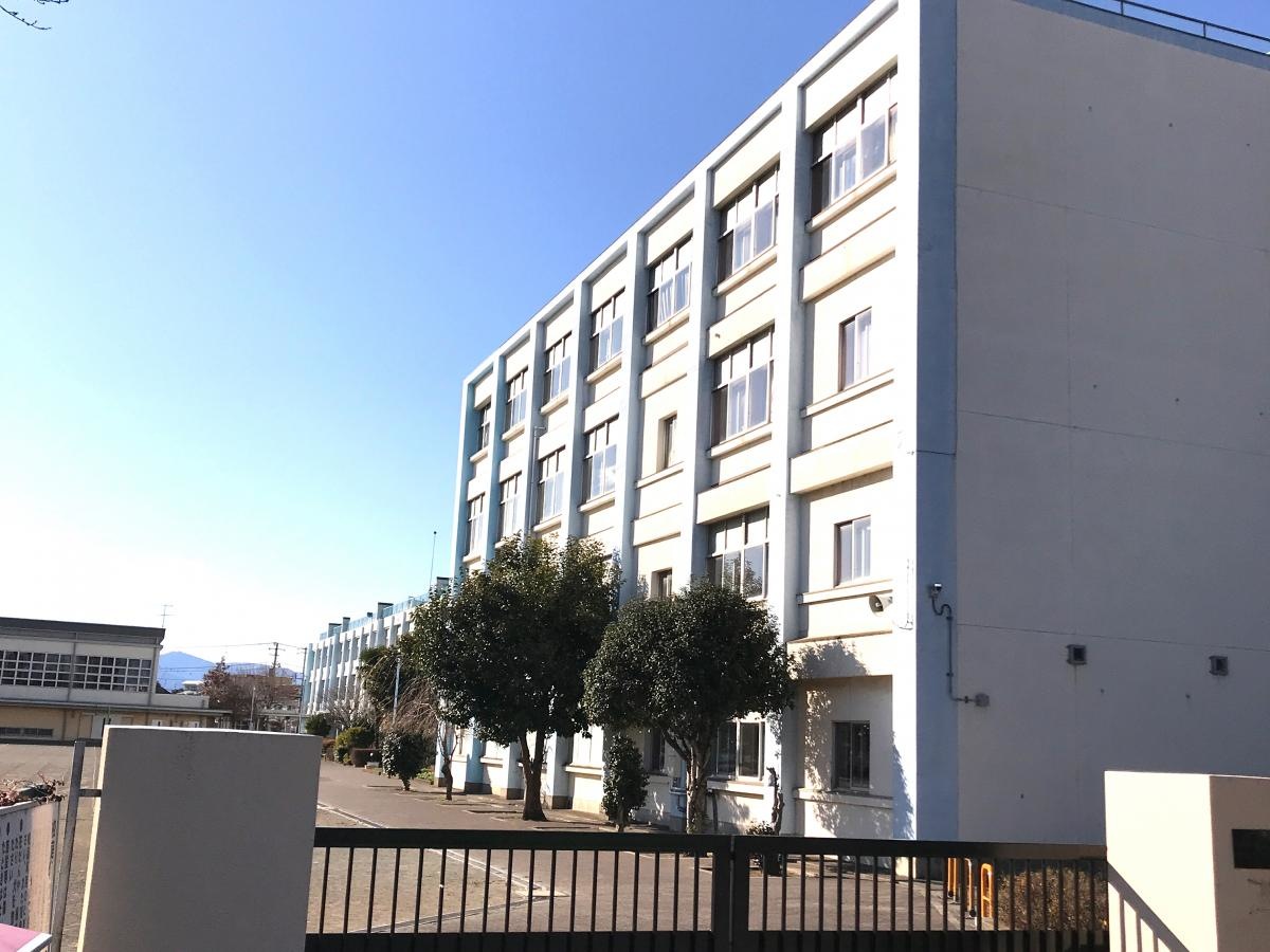 草柳小学校