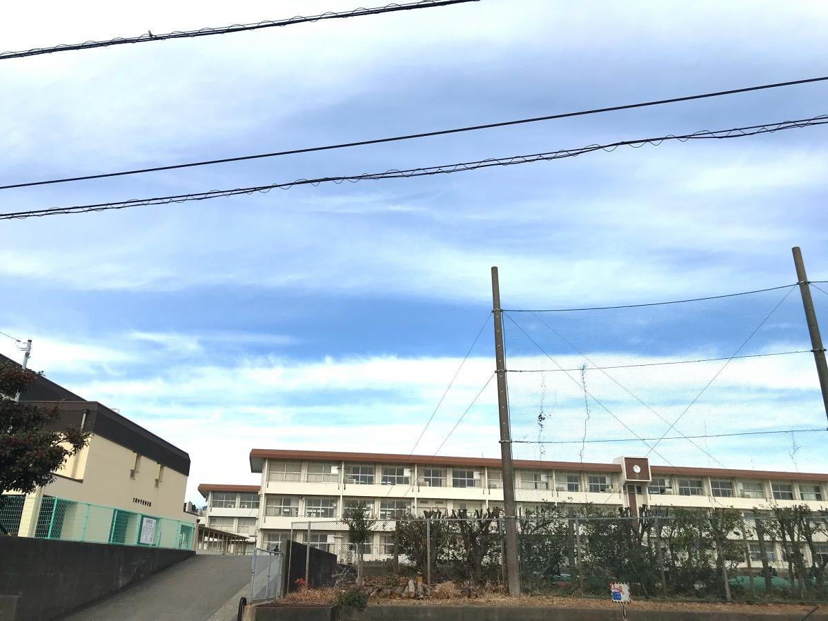 文岡中学校