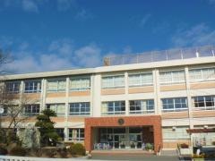 葛城小学校