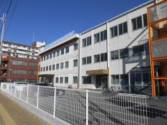 奈良理容美容専門学校