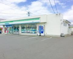 ファミリーマート　富の原店