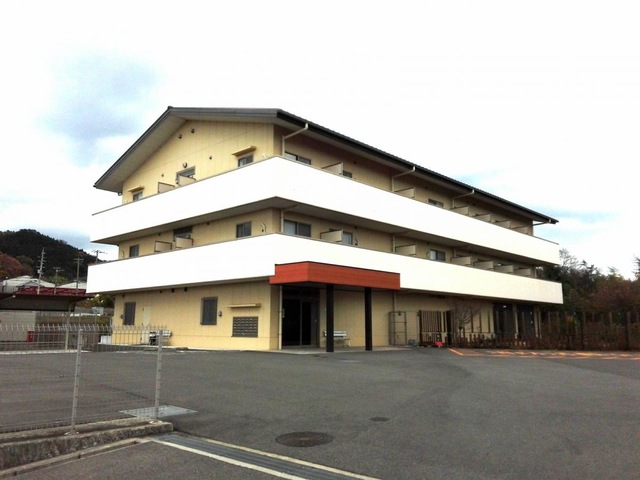 サービス付高齢者向住宅しんえいの郷 施設外観
