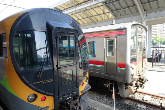 鉄道　駅名標　高知行　高松行 鉄道駅名標高知行高松行