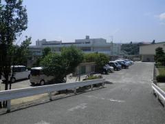 日高小学校