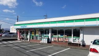 ファミリーマート　松阪学園前店