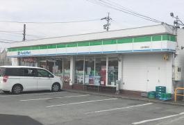 ファミリーマート　松阪学園前店