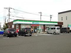 ファミリーマート　若松ひびきの店