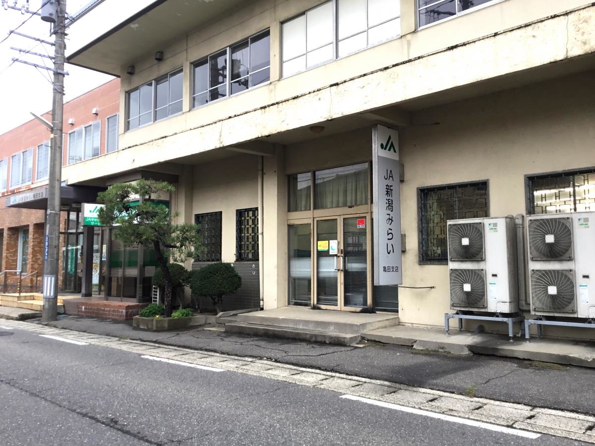 支店入り口
