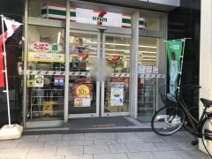 セブンイレブン　横浜中華街東門店