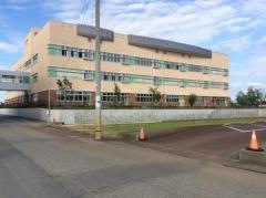 裏館小学校