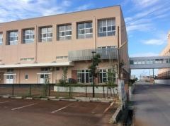 裏館小学校
