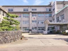 堀川小学校