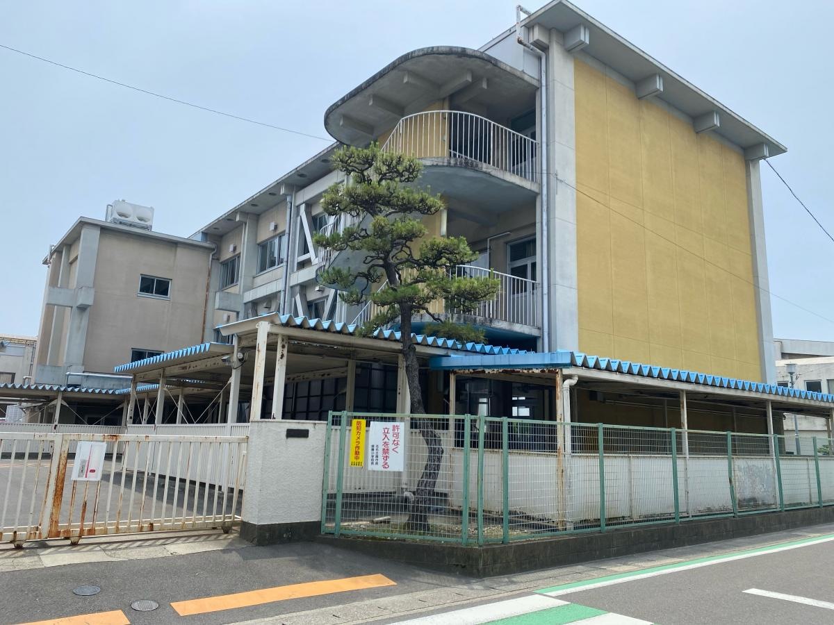 師勝小学校です