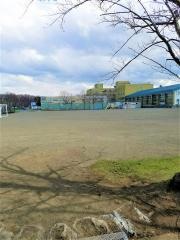 三里塚小学校